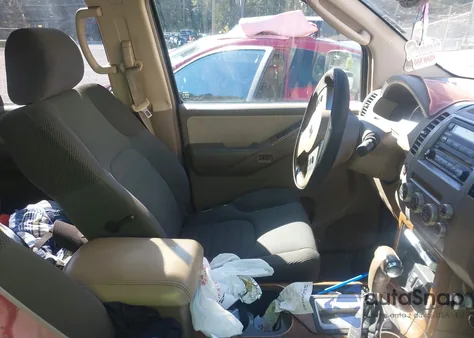 2005 Nissan Pathfinder Le from USA, damaged, VIN 5N1AR18U85C708599